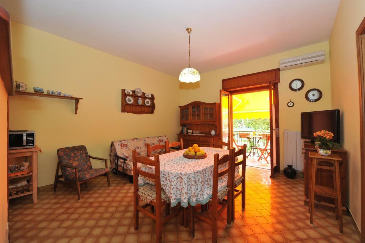 Estate4home - Orange Dreams