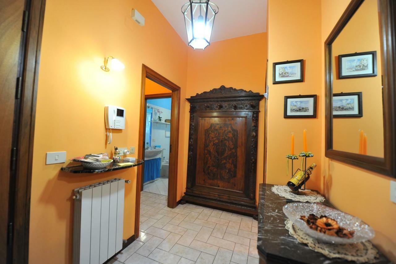 Estate4home - Orange Dreams Vakantiehuis *